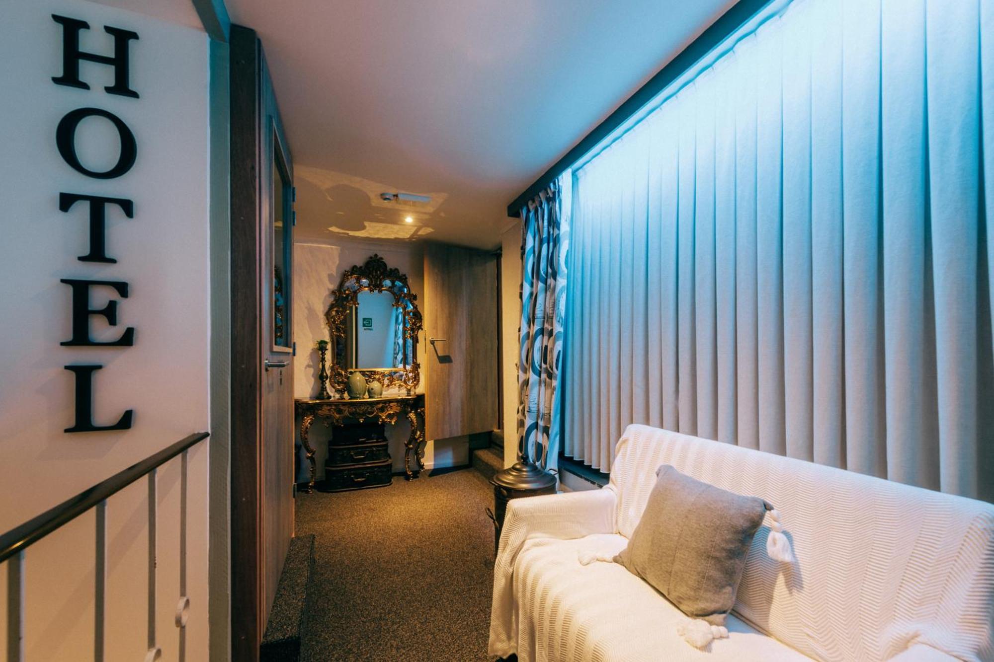 נינובה Hotel De Kalvaar מראה חיצוני תמונה